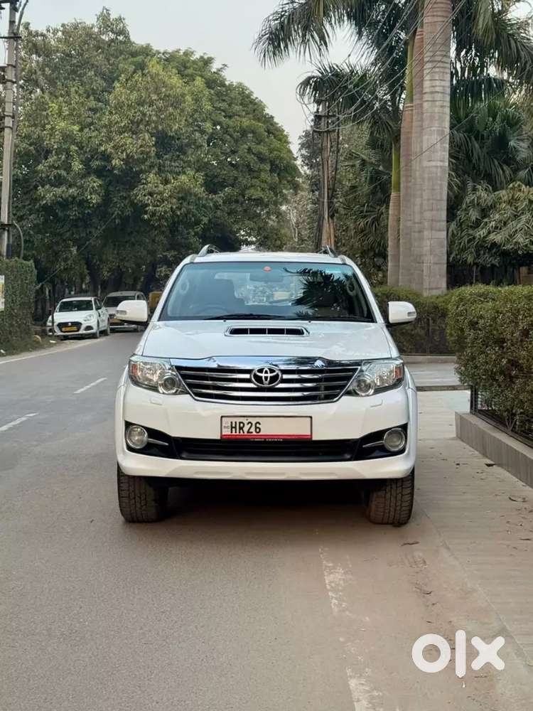 Toyota Fortuner Legender 2017 Diesel 145000 Km Driven