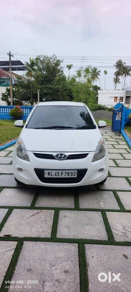 Hyundai I20 Magna, 2011, Petrol