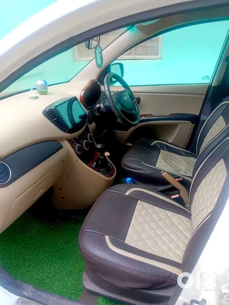 Hyundai I 10 (jhansi Rto Transfer)