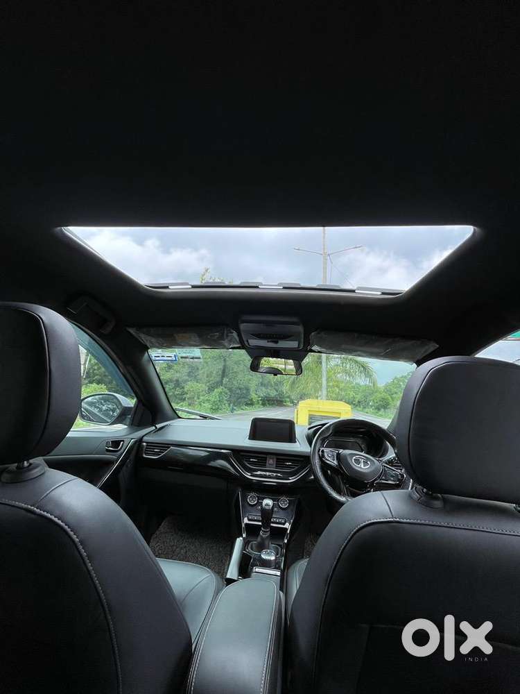 Top-end Tata Nexon Xz+(s) Dark Edition In Pristine Condition