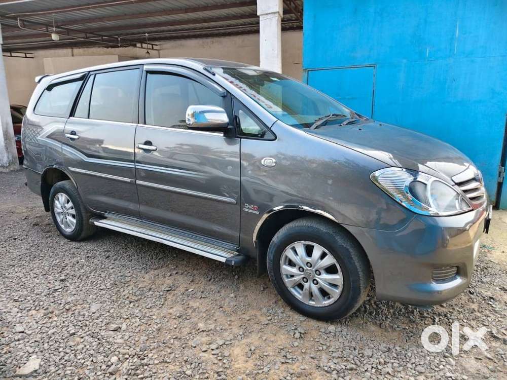 Toyota Innova 2.5 V 7 Str, 2011, Diesel
