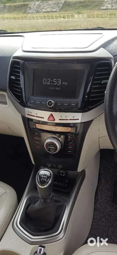 Mahindra Xuv300 2023 Diesel Well Maintained