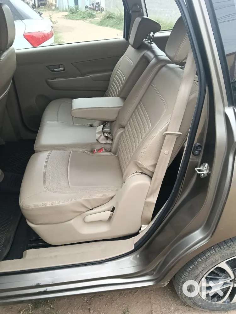 Maruti Suzuki Ertiga Zxi 24 Cng