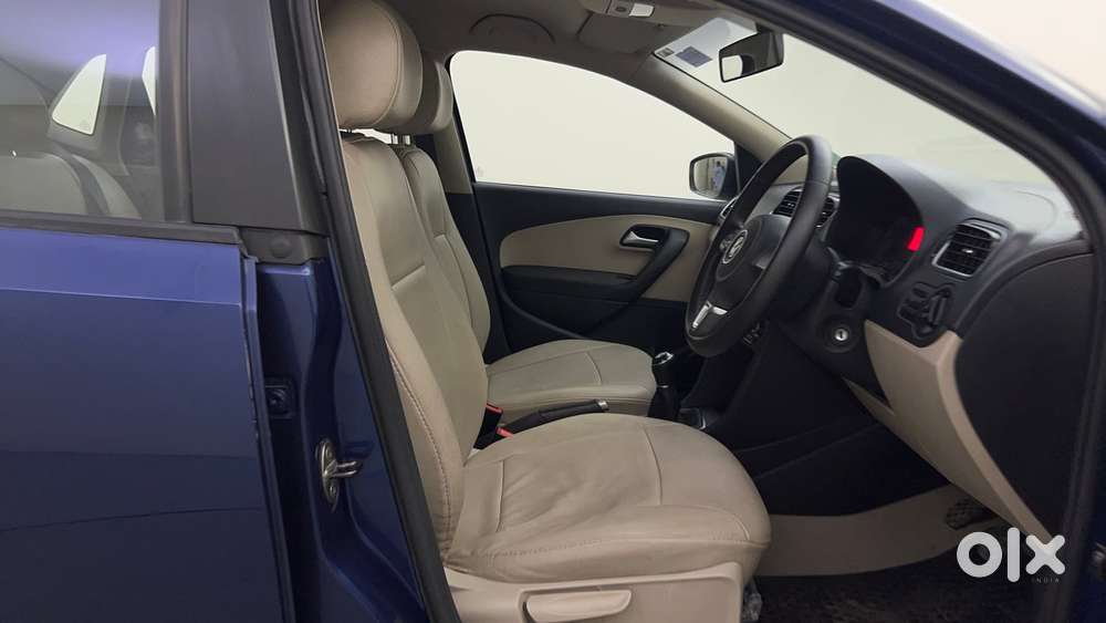 Volkswagen Polo Petrol Highline 1.2l, 2013, Petrol