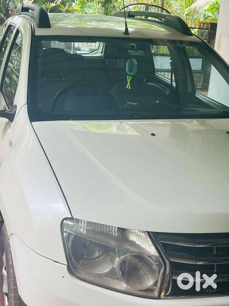 An Nri Used Duster - Very Less Used And All Periodical Services Done