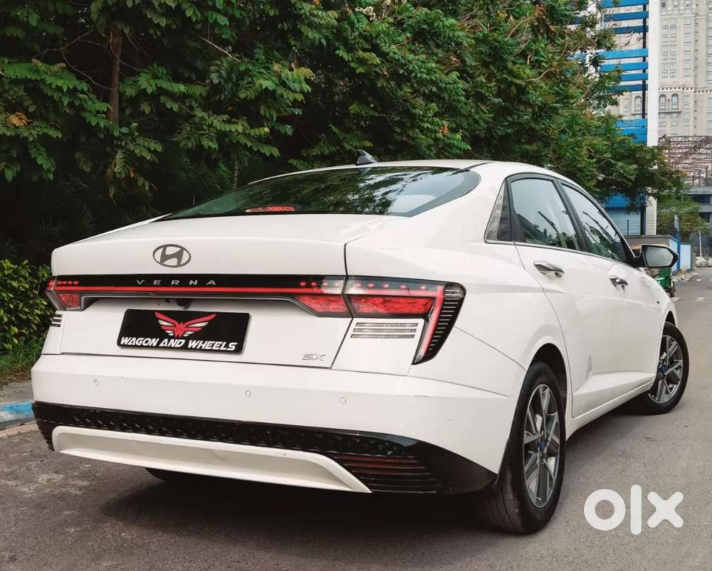 Hyundai Verna 1.5 Sx (o) Vtvt, 2024, Petrol
