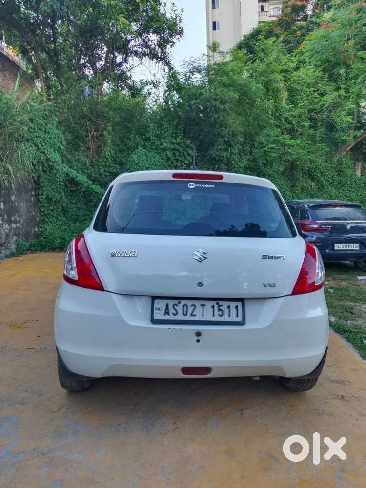 Maruti Suzuki Swift Vxi Abs Bsiv, 2017, Petrol