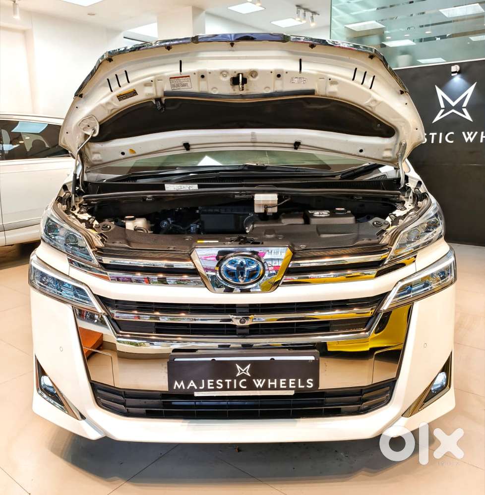 Toyota Vellfire Vip – Executive Lounge, 2022, Petrol