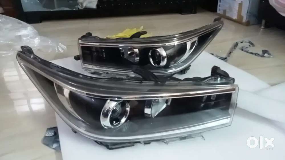 Innova crysta latest Projector headlights - Spare Parts - 1724803709