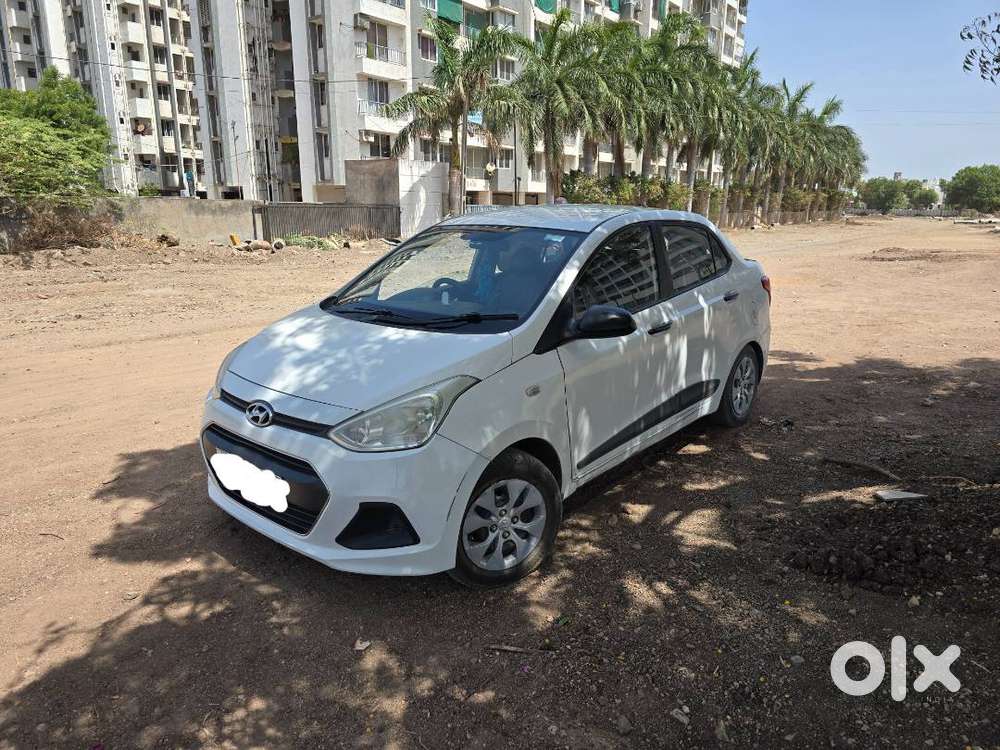 Hyundai Xcent 2016 Diesel (manual) - Well Maintained