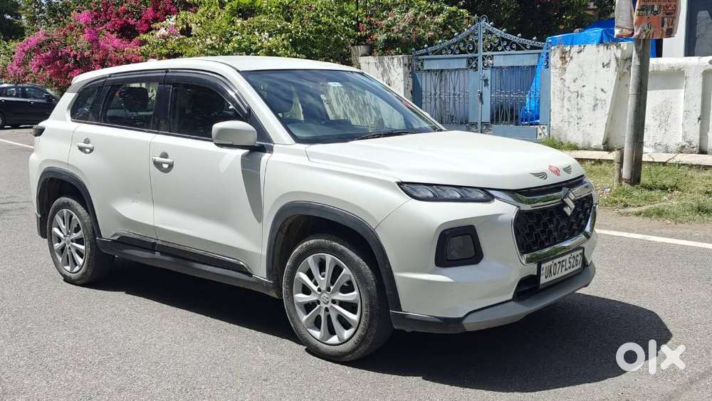Maruti Suzuki Grand Vitara 1.5 Delta Smart Hybrid At, 2023, Petrol