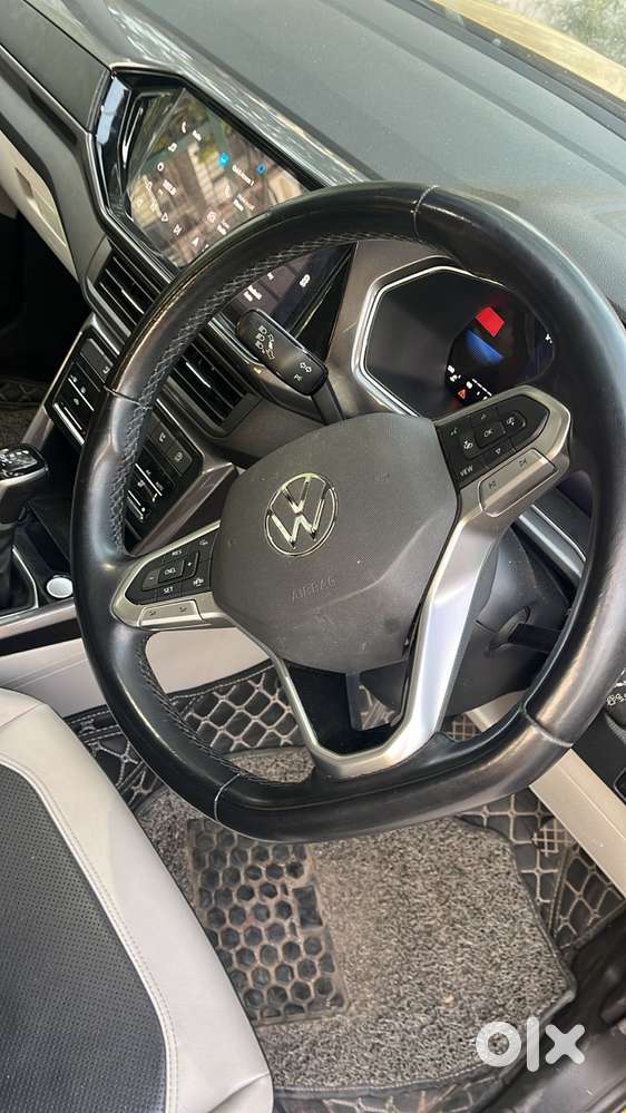 Volkswagen Taigun 1.0 Tsi Topline At, 2023, Petrol
