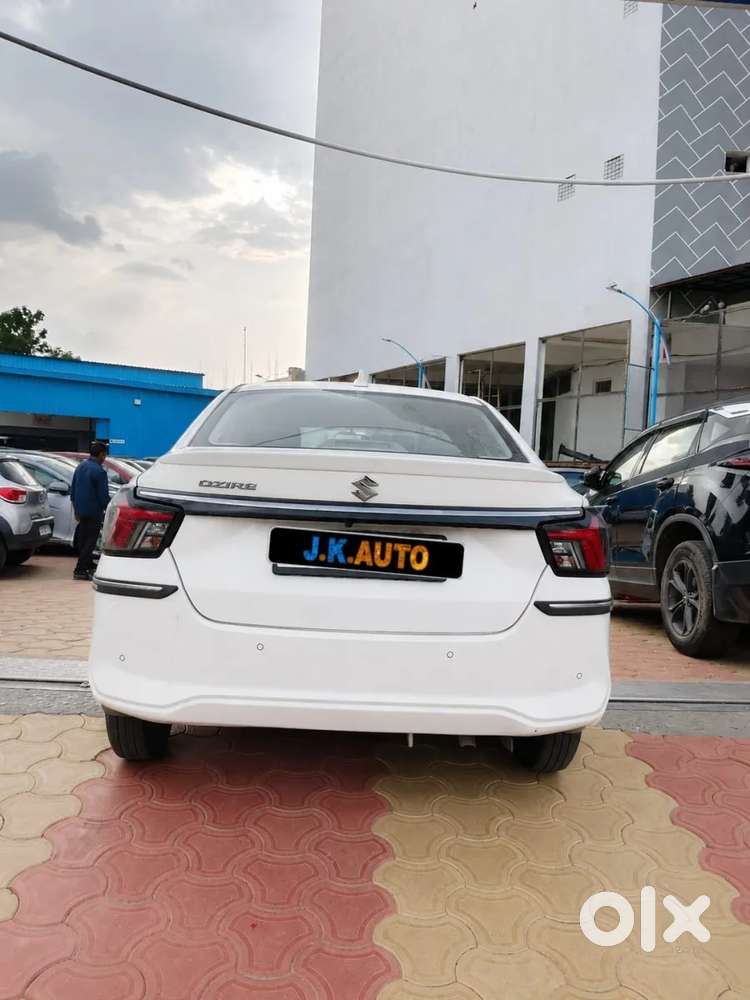 Maruti Suzuki Dzire Vxi Ags, 2025, Petrol