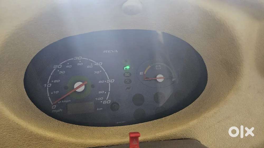 Mahindra REVAi AC 2011