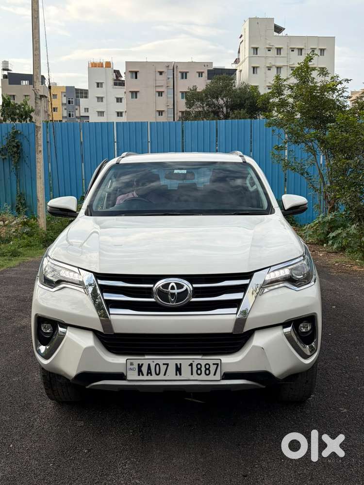Toyota Fortuner 4X2 MT 2.8 Diesel, 2020, Diesel