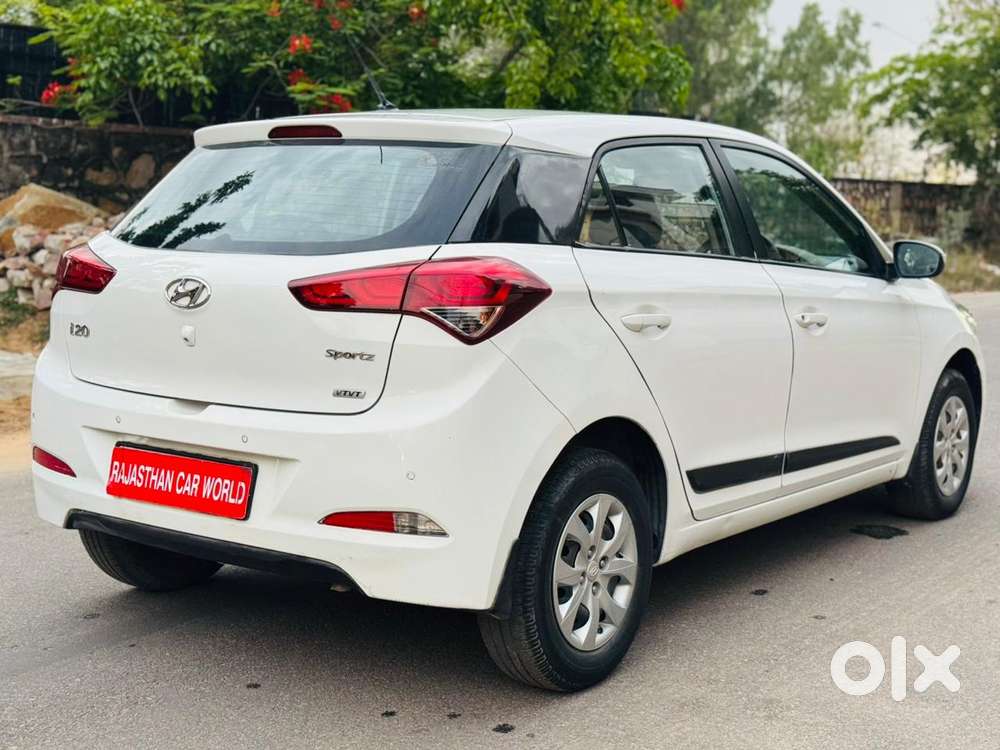 Hyundai I20 Sportz 1.4 At Vtvt, 2016, Petrol