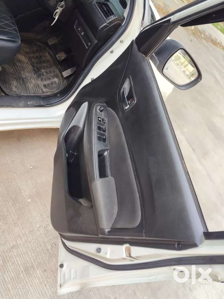 Maruti Suzuki Swift Vxi Cng, 2022, Cng & Hybrids