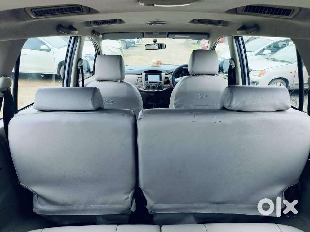 Toyota Innova 2.5 G (diesel) 8 Seater, 2016, Diesel