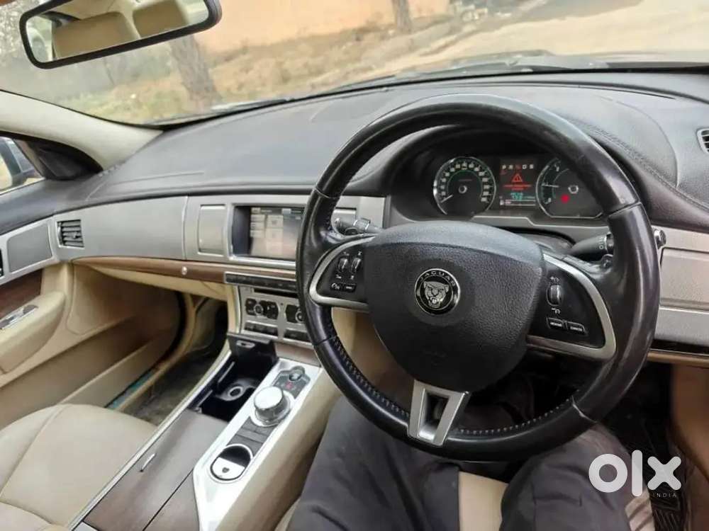 Jaguar Xf 2.2 Luxury 2014 Diesel
