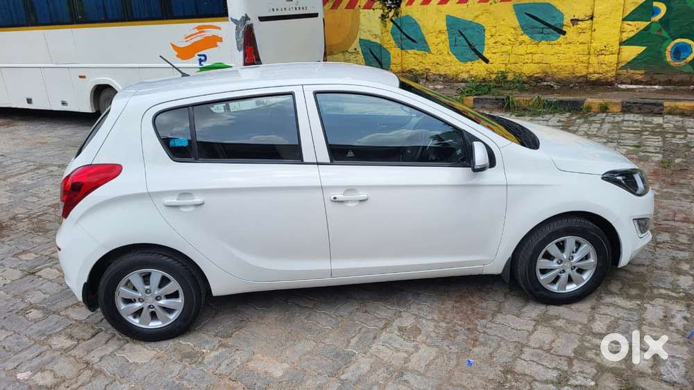 Hyundai I20 Sportz 1.2 Vtvt, 2014, Petrol