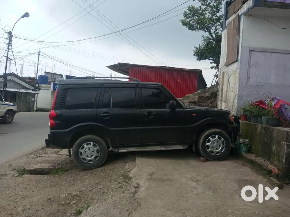 Mahindra Scorpio Classic 2009 Diesel 105000 Km Driven