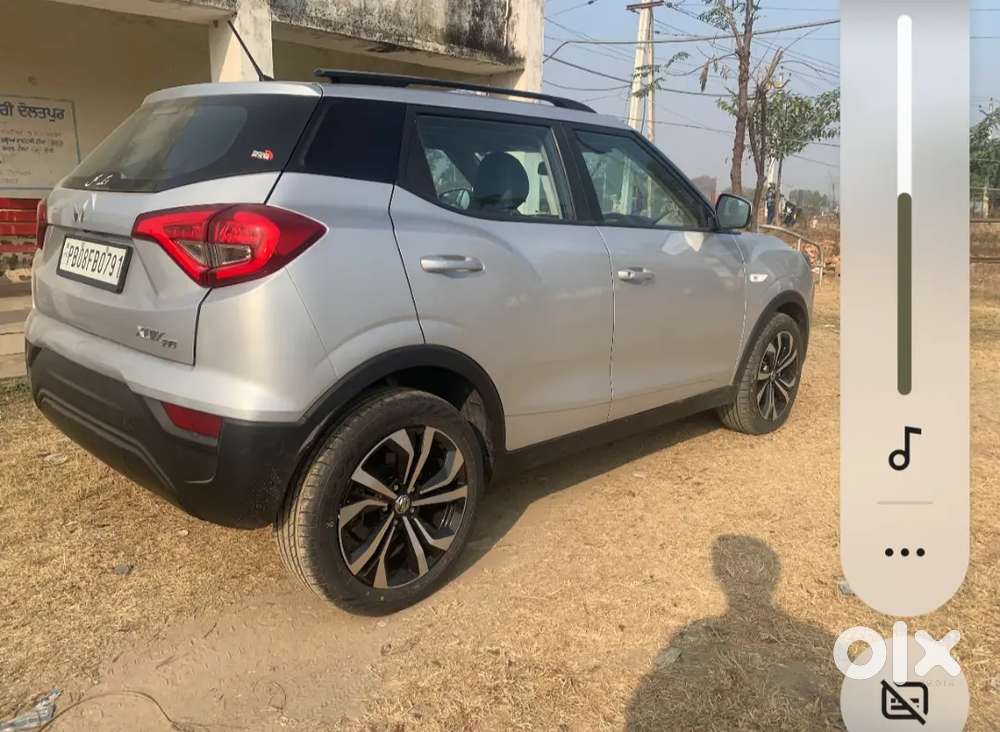 Mahindra Xuv300 2023 Diesel Well Maintained