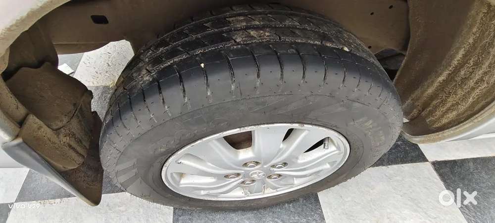 Toyota Innova 2011 Diesel 107000 Km Driven