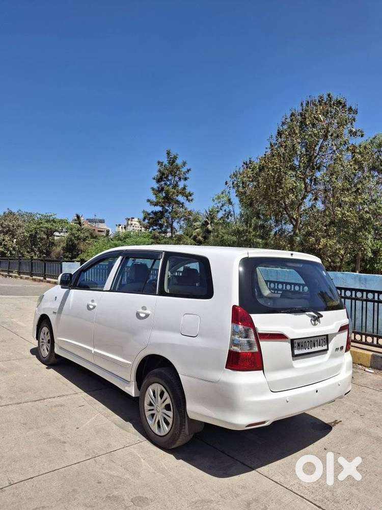 Toyota Innova 2.5 G (diesel) 8 Seater, 2015