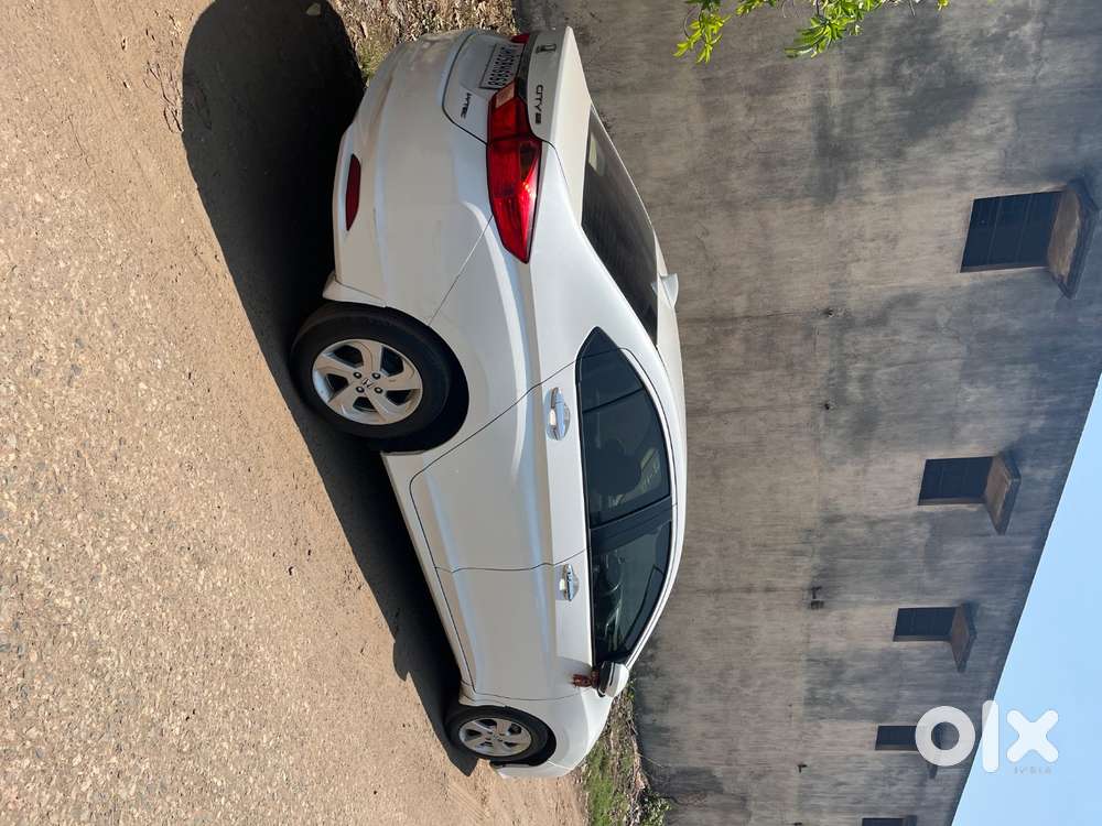 Honda City 2015 Petrol Well Maintained