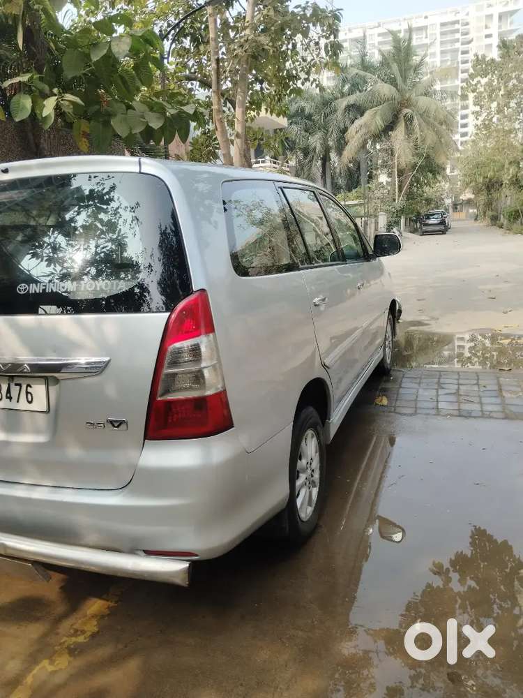 Toyota Innova 2012 Diesel 371000 Km Driven