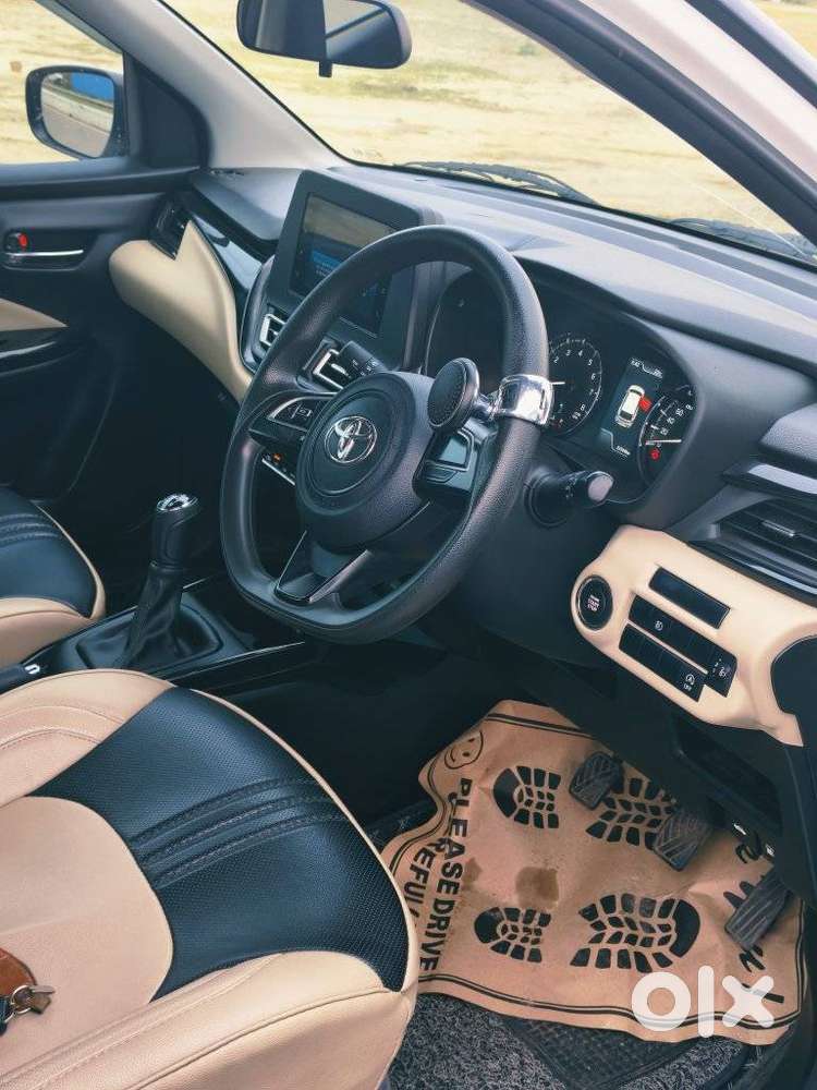 Toyota Glanza G(mt) Sg, 2023, Petrol