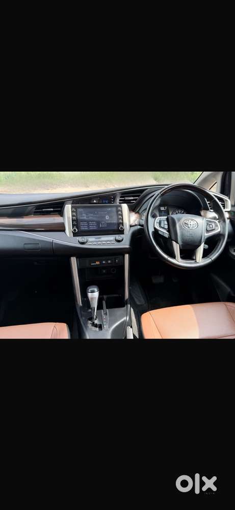 Toyota Innova Crysta 2022