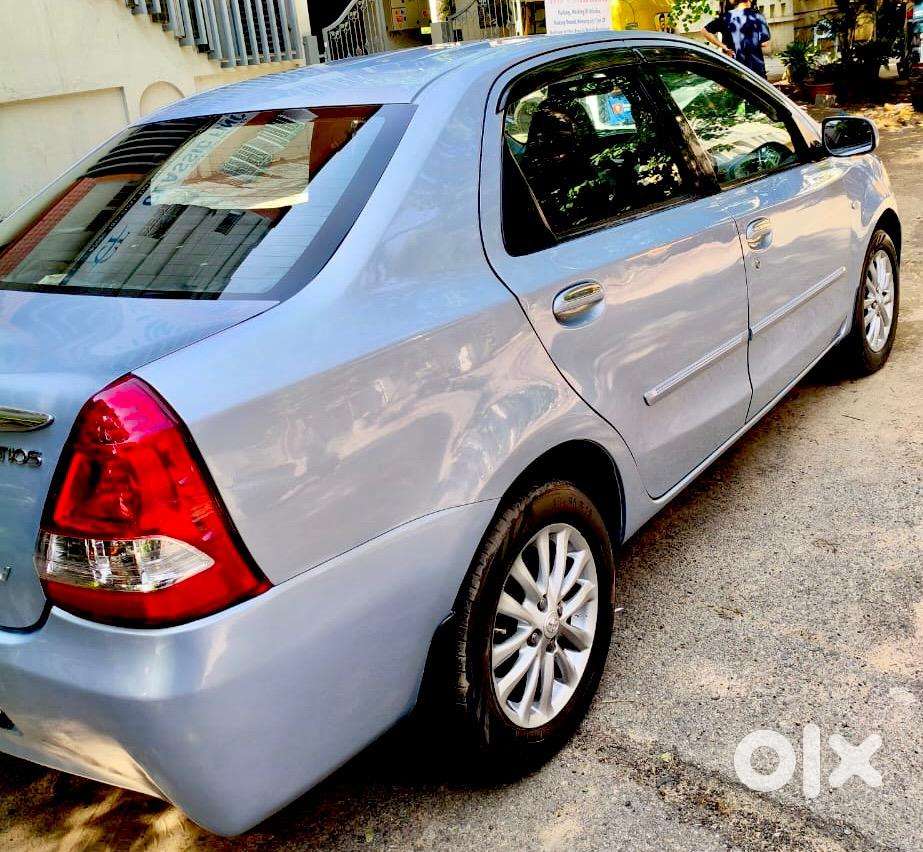 Toyota Etios 2011 Petrol Well Maintained