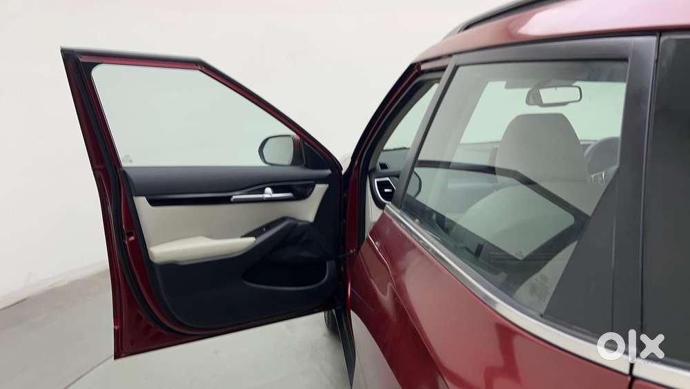 Kia Seltos 1.5 Htx At Petrol, 2021, Petrol