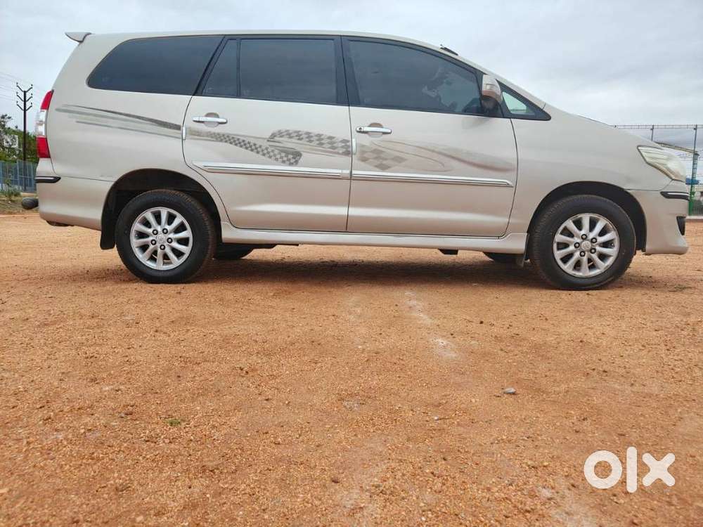 Toyota Innova 2.5 V 7 Str, 2012, Diesel