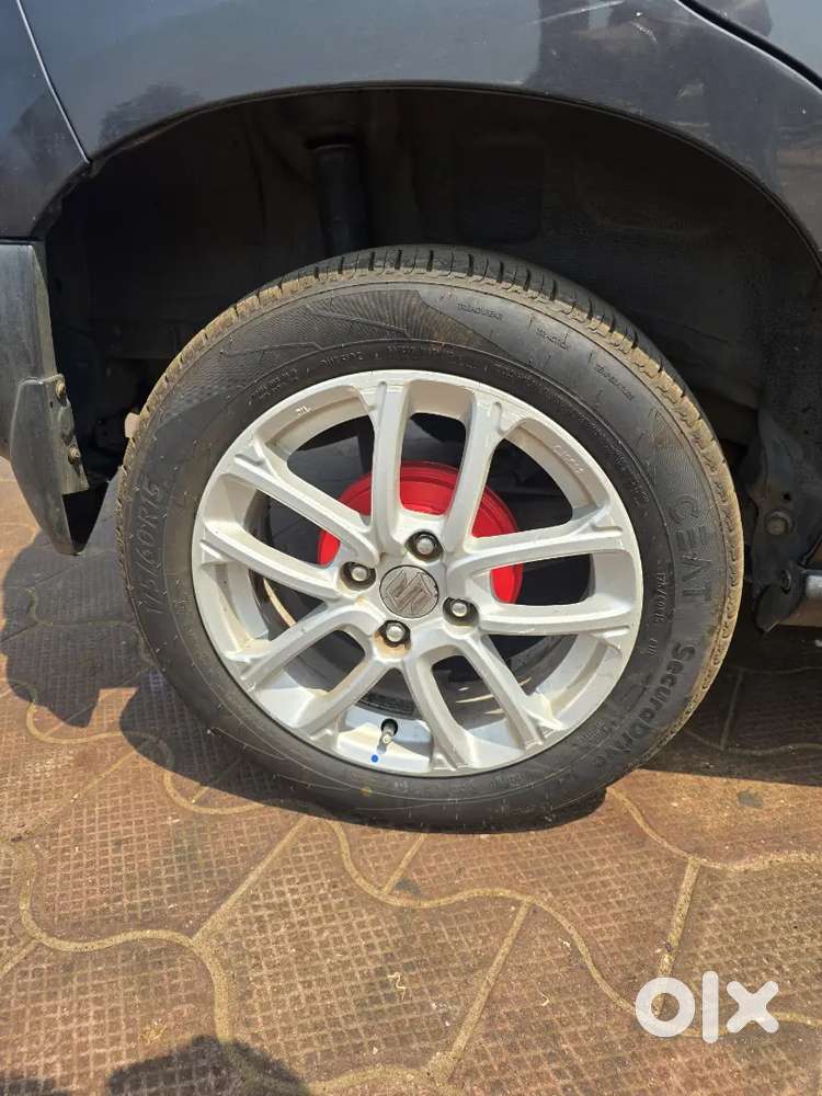 Maruti Suzuki S-presso Vxi +