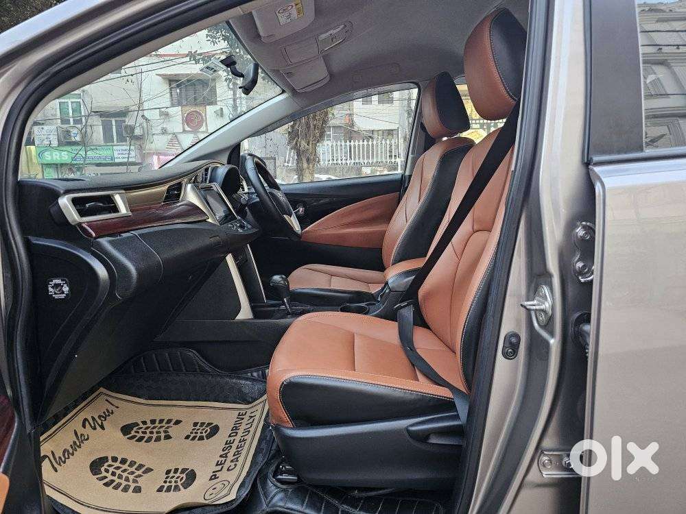 Toyota Innova Crysta