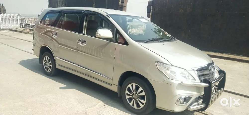Toyota Innova Diesel 2015