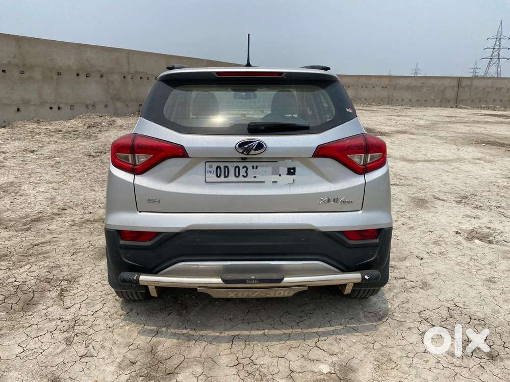 Mahindra Xuv300 W8 Option, 2021