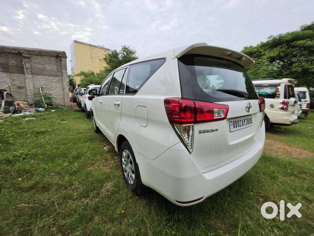 Toyota Innova Crysta 2.4 Gx Mt, 2019, Diesel