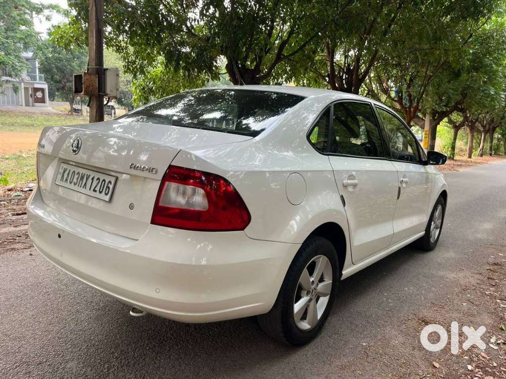 Skoda Rapid 2013-2016 1.6 Mpi At Style Plus, 2015, Diesel