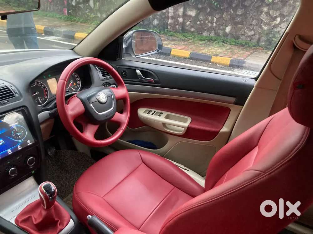 Skoda Laura Diesel 2.0 Manual 2011