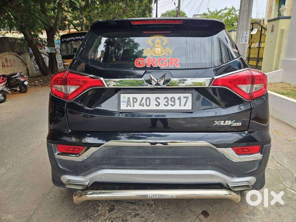 Mahindra Xuv300 W6, 2023, Petrol