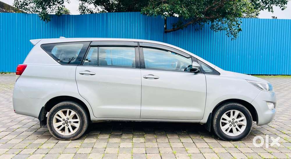 Toyota Innova Crysta 2.8 Gx At 7 Str, 2017, Diesel