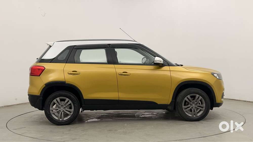 Maruti Suzuki Vitara Brezza Zdi Plus Dual Tone, 2016, Diesel