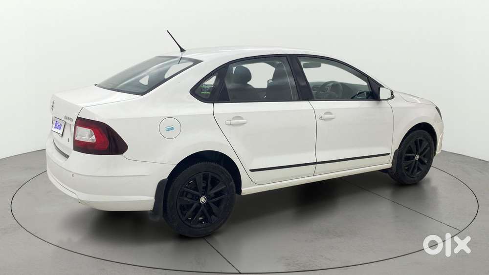 Skoda Rapid 1.0 Ambition TSI, 2020, Petrol
