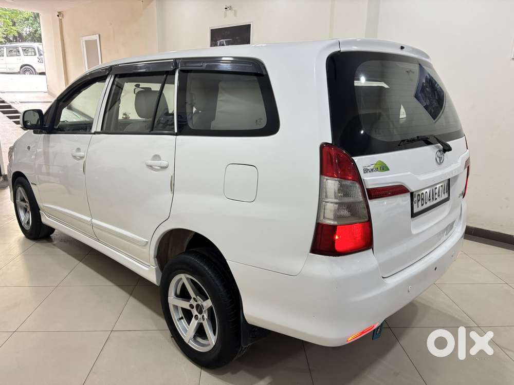 Toyota Innova 2.5 Z Diesel 7 Seater, 2015, Diesel