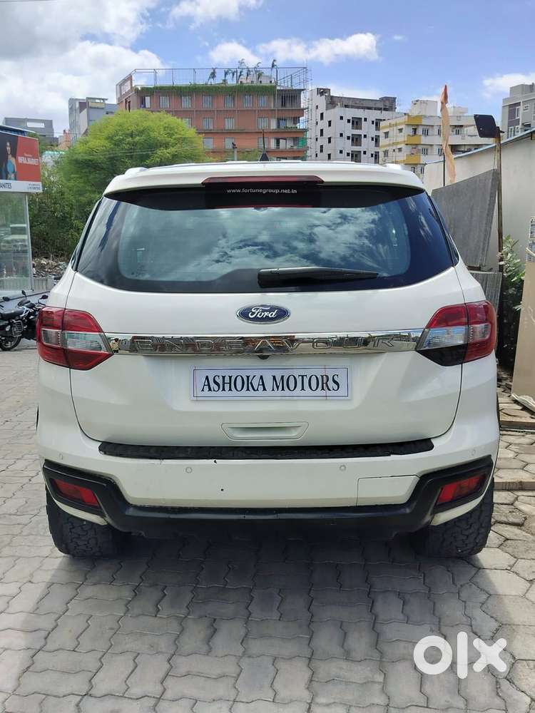 Ford Endeavour 2.2 Titanium 4x2 At, 2016, Diesel