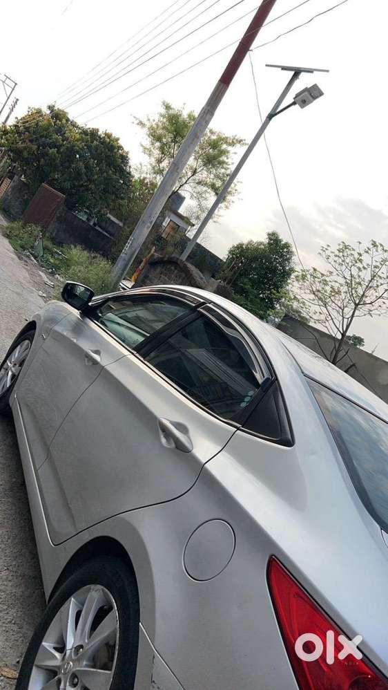 Hyundai Fluidic Verna 2012 Diesel Well Maintained