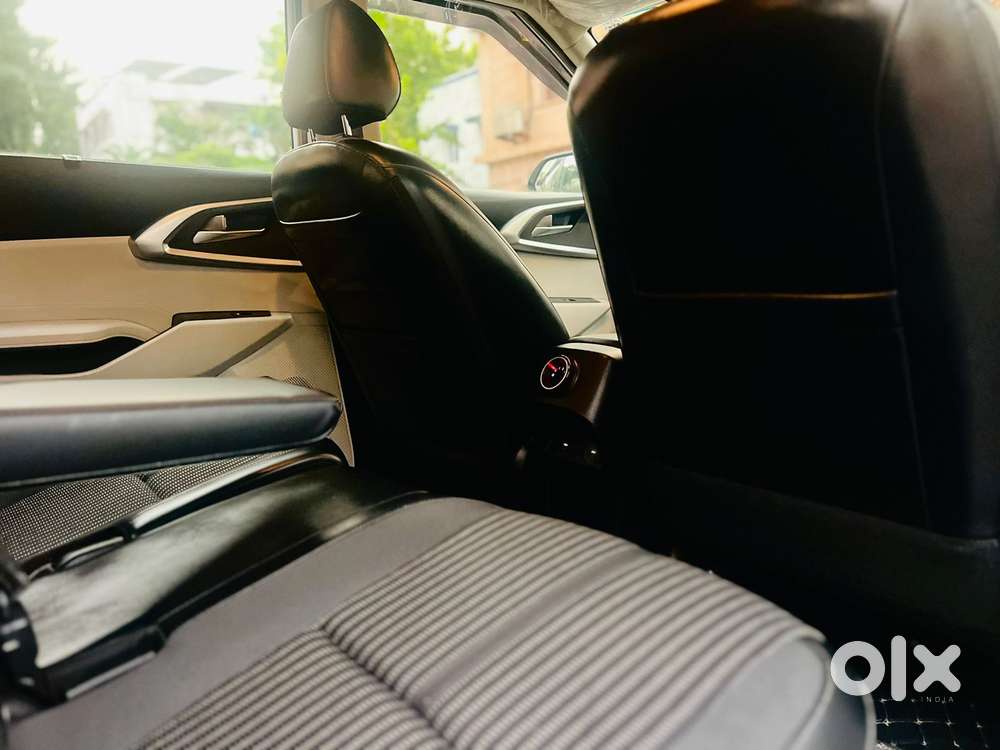 Kia Carens 1.5 Prestige Plus 7 Str Imt, 2023, Diesel